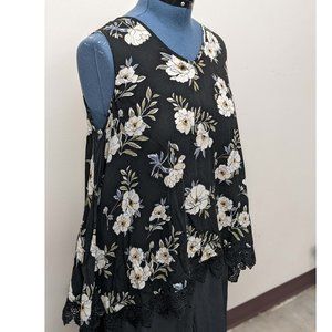 Sleeveless Black Floral Patterned Lace XL Cato Top